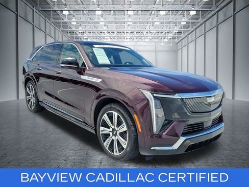 Certified 2025 Cadillac Escalade IQ Luxury 2 w/ LPO, Premium Carpet Package AWD/4WD image 9