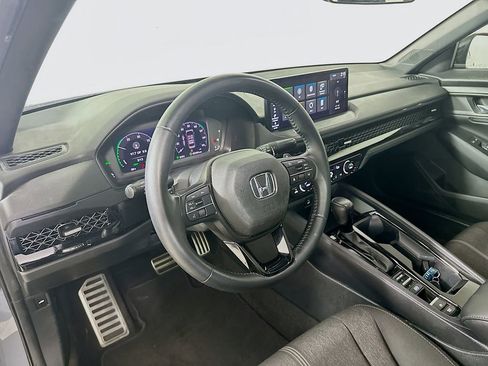 Used 2023 Honda Accord Sport image 10
