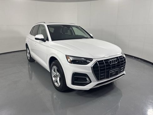 Used 2023 Audi Q5 2.0T Premium w/ Convenience Package AWD/4WD image 28