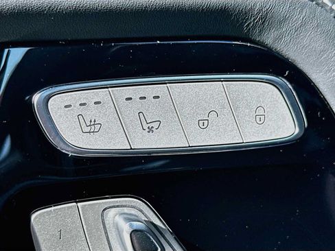 Used 2027 Mercedes-Benz G 63 AMG 4MATIC image 21