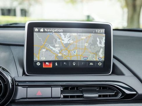 Used 2017 MAZDA MX-5 Miata Club w/ Brembo/BBS Package image 14