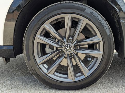 Certified 2025 Acura ADX A-Spec image 31