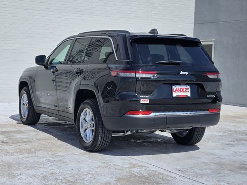 New 2025 Jeep Grand Cherokee Laredo X w/ Luxury Tech Group I image 3