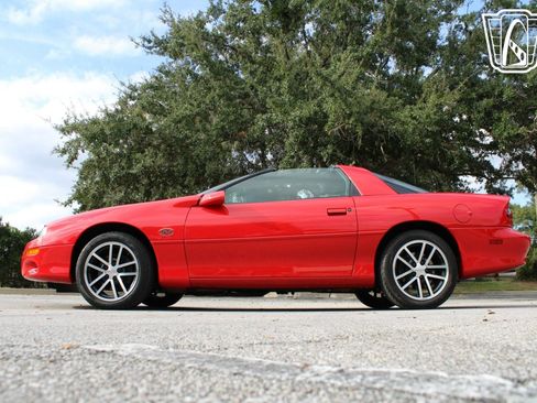 Used 2002 Chevrolet Camaro Z28 w/ SS Performance/Appearance Pkg image 40