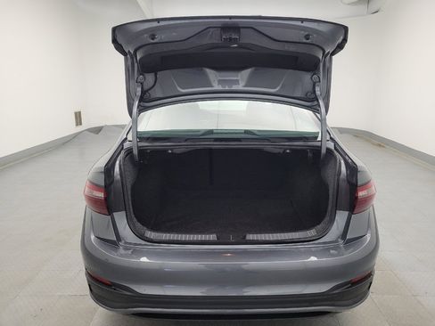 Used 2024 Volkswagen Jetta SE image 29