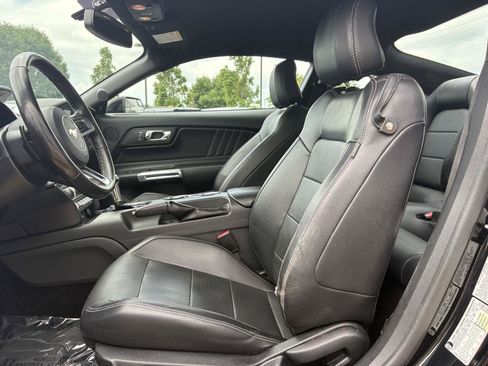 Used 2017 Ford Mustang Premium RWD image 16