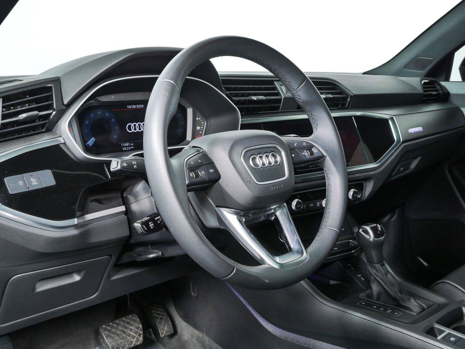 Used 2024 Audi Q3 2.0T Premium Plus AWD/4WD image 4