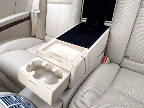 Used 2013 Mercedes-Benz CL 550 4MATIC image 44