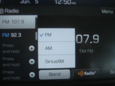 Used 2020 Hyundai Elantra Value Edition FWD image 19
