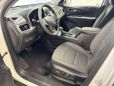 Certified 2023 Chevrolet Equinox LT FWD image 11