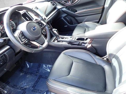 Used 2019 Subaru Crosstrek 2.0i Limited w/ Moonroof Package w/Navigation AWD/4WD image 9