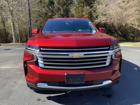 Used 2023 Chevrolet Tahoe High Country image 3