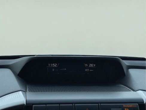 Used 2022 Subaru Ascent Limited w/ Technology Package image 30