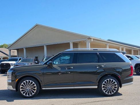 New 2026 Hyundai Palisade Calligraphy FWD image 5