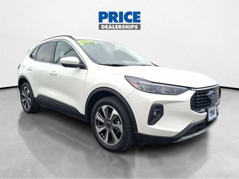 Used 2024 Ford Escape Platinum AWD/4WD image 1