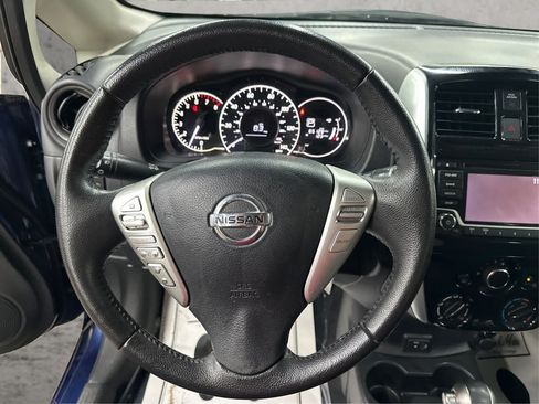 Used 2018 Nissan Versa Note SV FWD image 28
