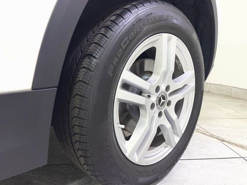 Used 2021 Mercedes-Benz GLA 250 w/ Premium Package image 45