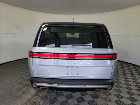Used 2024 Rivian R1S Adventure AWD/4WD image 4