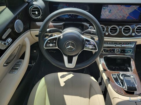 Used 2020 Mercedes-Benz E 350 Sedan image 12
