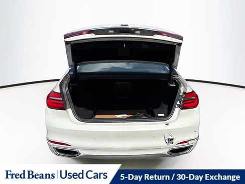 Used 2017 BMW 750i xDrive AWD/4WD image 35