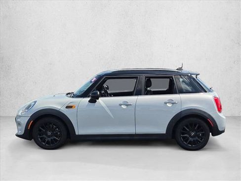 Used 2016 MINI Cooper 4-Door Hardtop FWD image 9