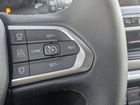 New 2026 Jeep Compass Limited w/ Sun, Sound & Navigation Group image 20