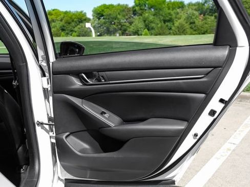 Used 2019 Honda Accord Sport image 45