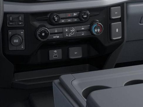 New 2026 Ford F550 4x4 Supercab Super Duty image 16