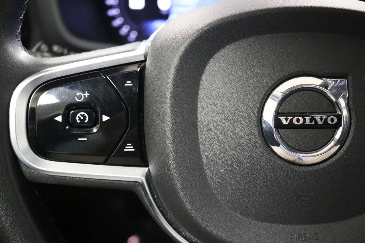 Used 2024 Volvo S60 B5 Plus FWD image 32