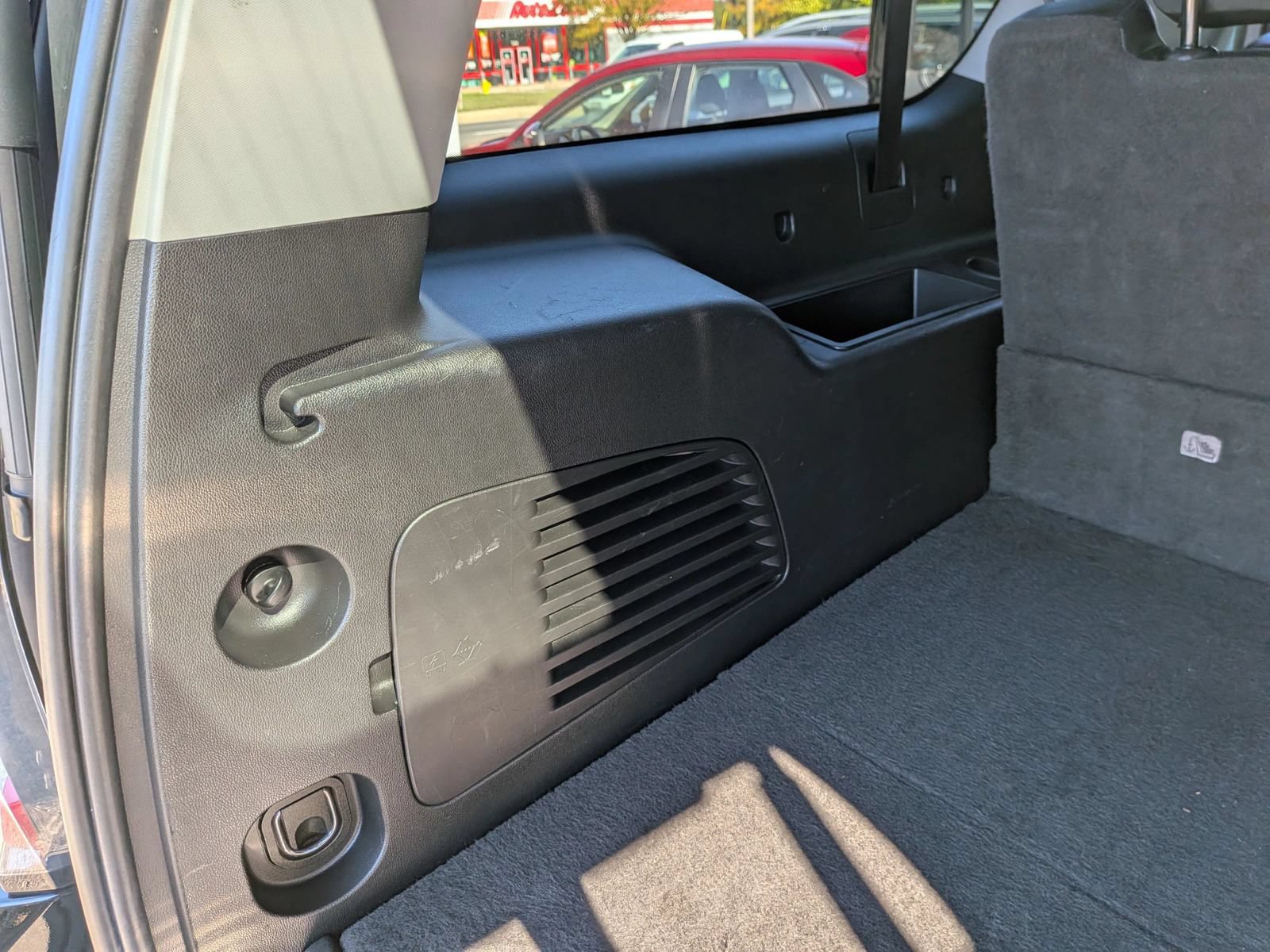 Used 2020 GMC Yukon XL SLT AWD/4WD image 42