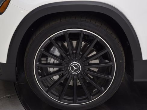 New 2026 Mercedes-Benz GLB 35 AMG 4MATIC image 12