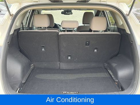 Used 2019 Hyundai Tucson Value AWD/4WD image 8