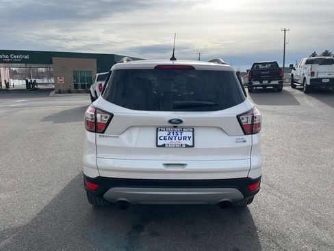Used 2018 Ford Escape SEL image 9
