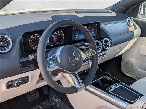 New 2026 Mercedes-Benz GLA 250 4MATIC image 3