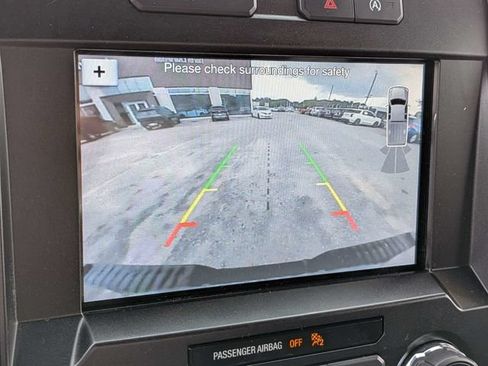 Used 2019 Ford F150 XLT w/ Equipment Group 302A Luxury AWD/4WD image 23