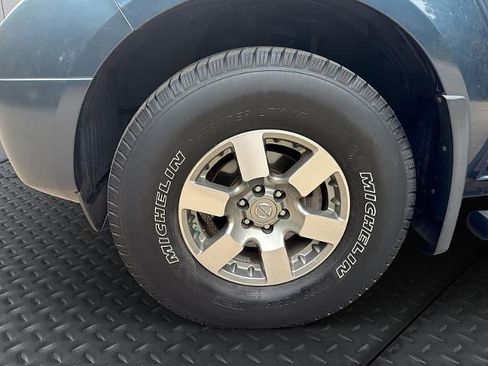 Used 2013 Nissan Frontier PRO-4X AWD/4WD image 10
