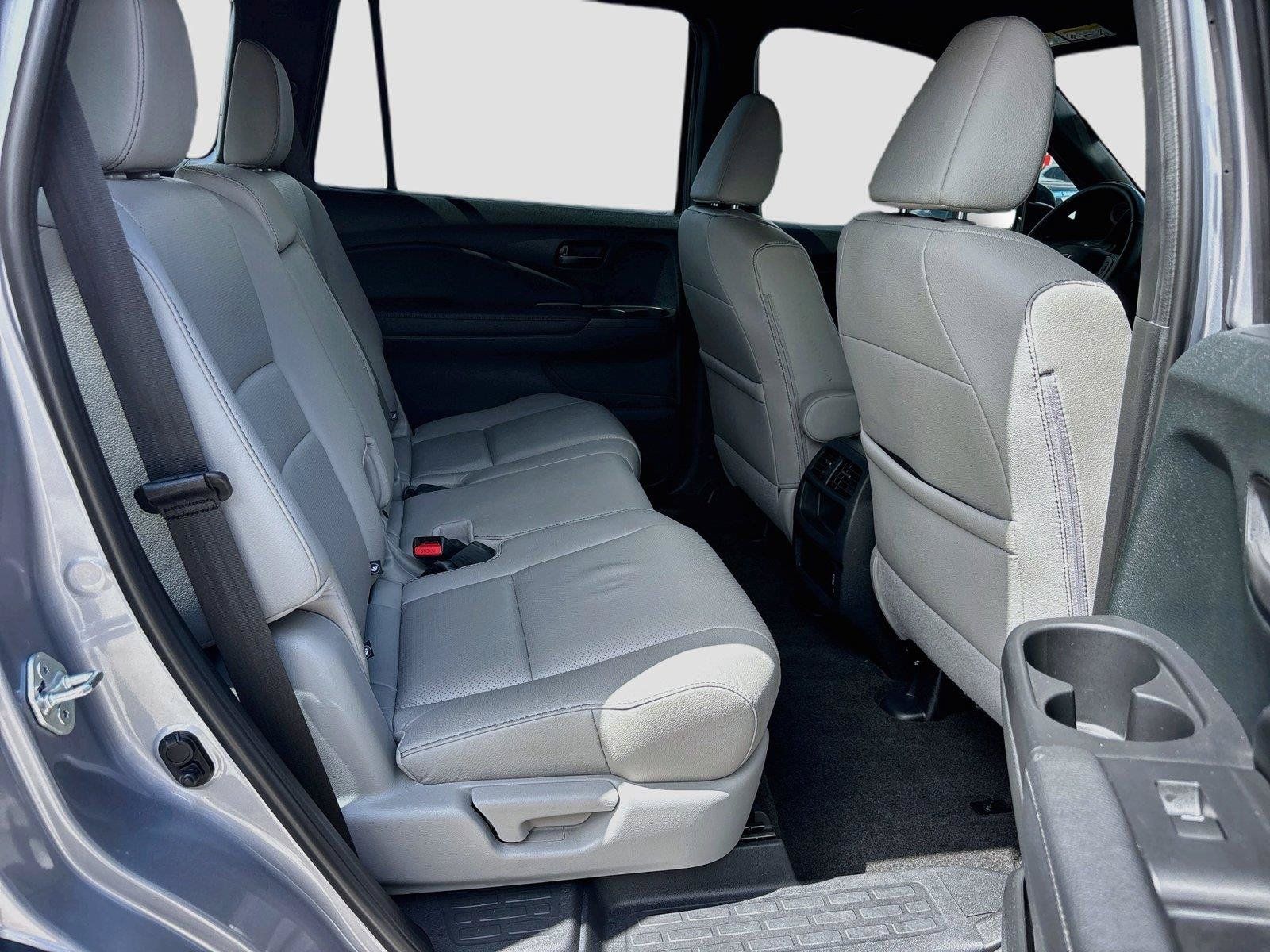 Certified 2023 Honda Passport EX-L image 32