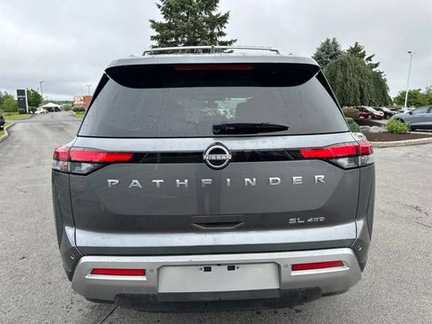 Certified 2024 Nissan Pathfinder SL AWD/4WD image 4