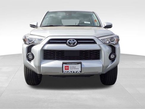 Certified 2024 Toyota 4Runner SR5 Premium image 9