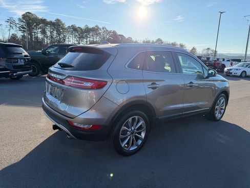 Used 2018 Lincoln MKC Select w/ Select Plus Package image 4
