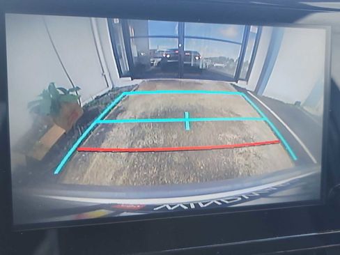 Used 2020 Toyota Corolla LE FWD image 18