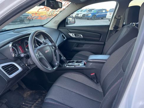 Used 2016 GMC Terrain SL image 10