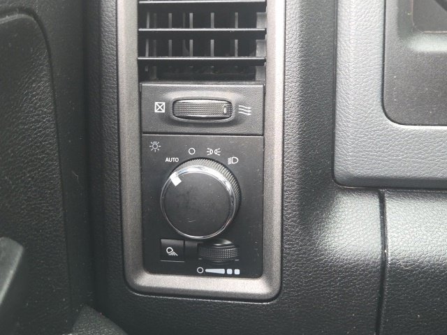 Used 2018 RAM 2500 Tradesman w/ Snow Chief Group AWD/4WD image 19