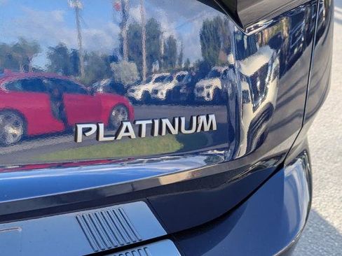 Certified 2024 Nissan Rogue Platinum w/ Platinum Premium Package FWD image 16