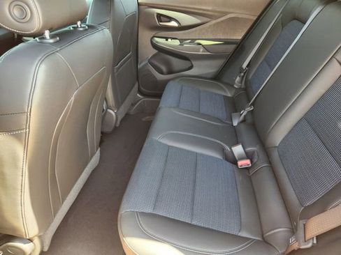 New 2026 Buick Envista Preferred image 18