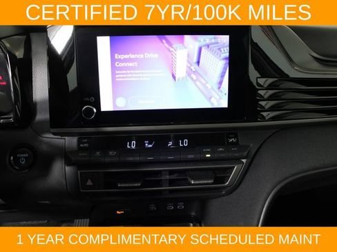 Used 2025 Toyota Camry LE FWD image 23