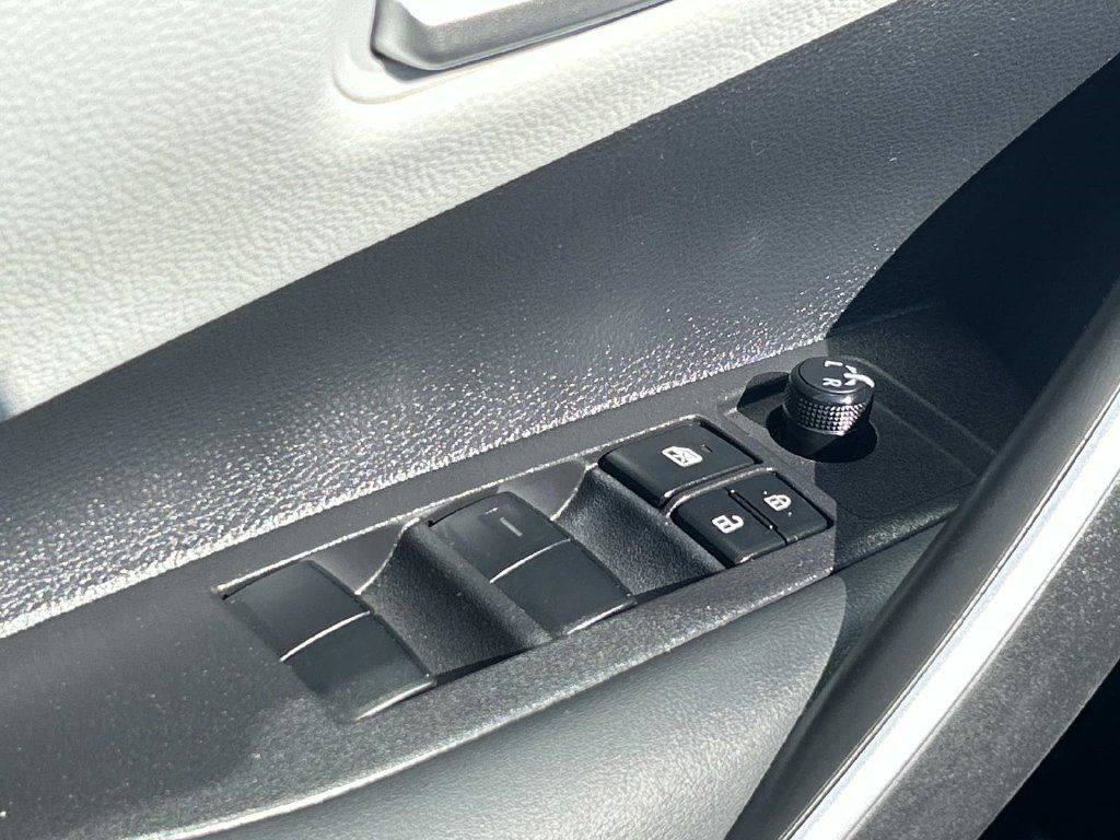 Used 2024 Toyota Corolla SE FWD image 22