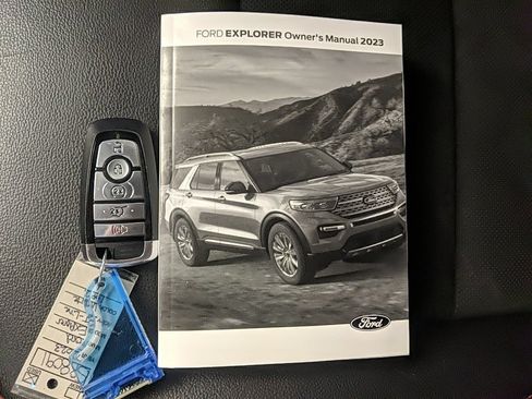 Certified 2023 Ford Explorer ST-Line AWD/4WD image 30