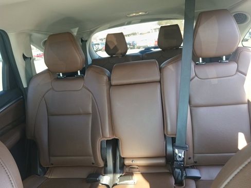 Used 2020 Acura MDX SH-AWD w/ Technology Package image 16