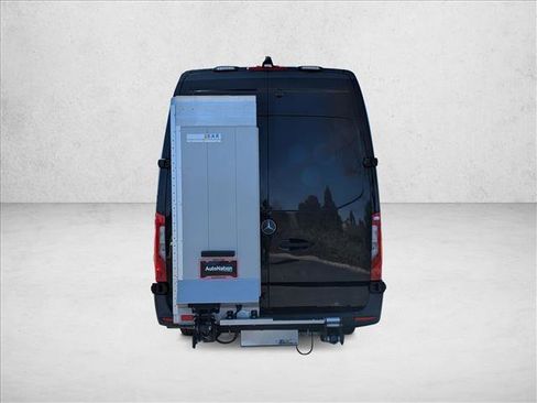 Used 2021 Mercedes-Benz Sprinter 3500 image 6